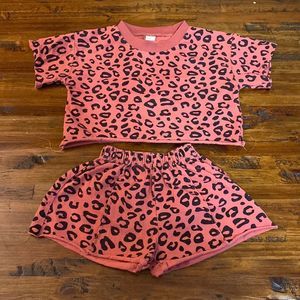 2T Matching Cheetah Set